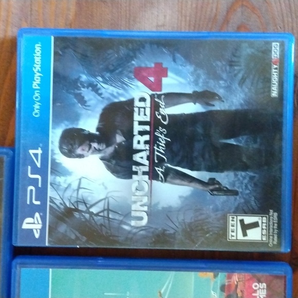 Lot of 3 PS4 Video Games No Man's Sky Uncharted Last of Us - Picture 3 of 5